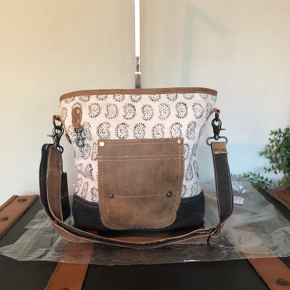 Myra bag Tango Print Shoulder upcycled purse NWT - Picture 7 of 8